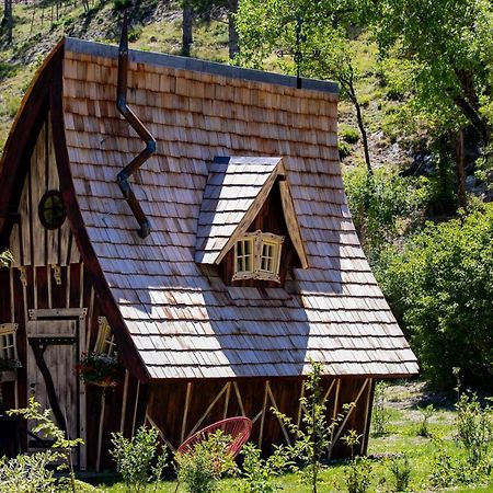 Camping La Ferme De Castellane Zewnętrze zdjęcie
