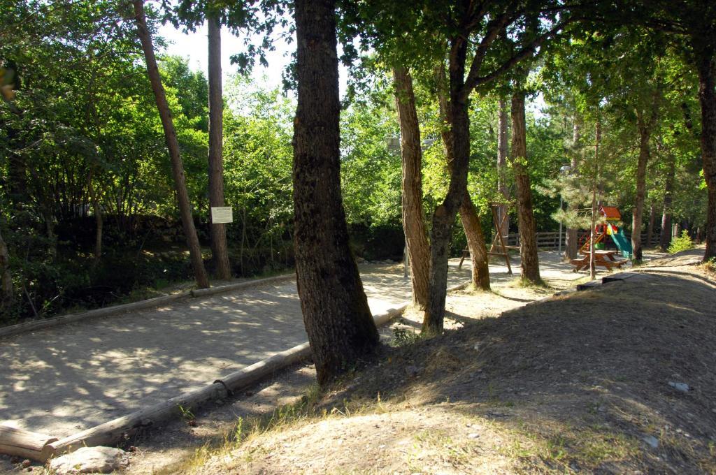 Camping La Ferme De Castellane Zewnętrze zdjęcie